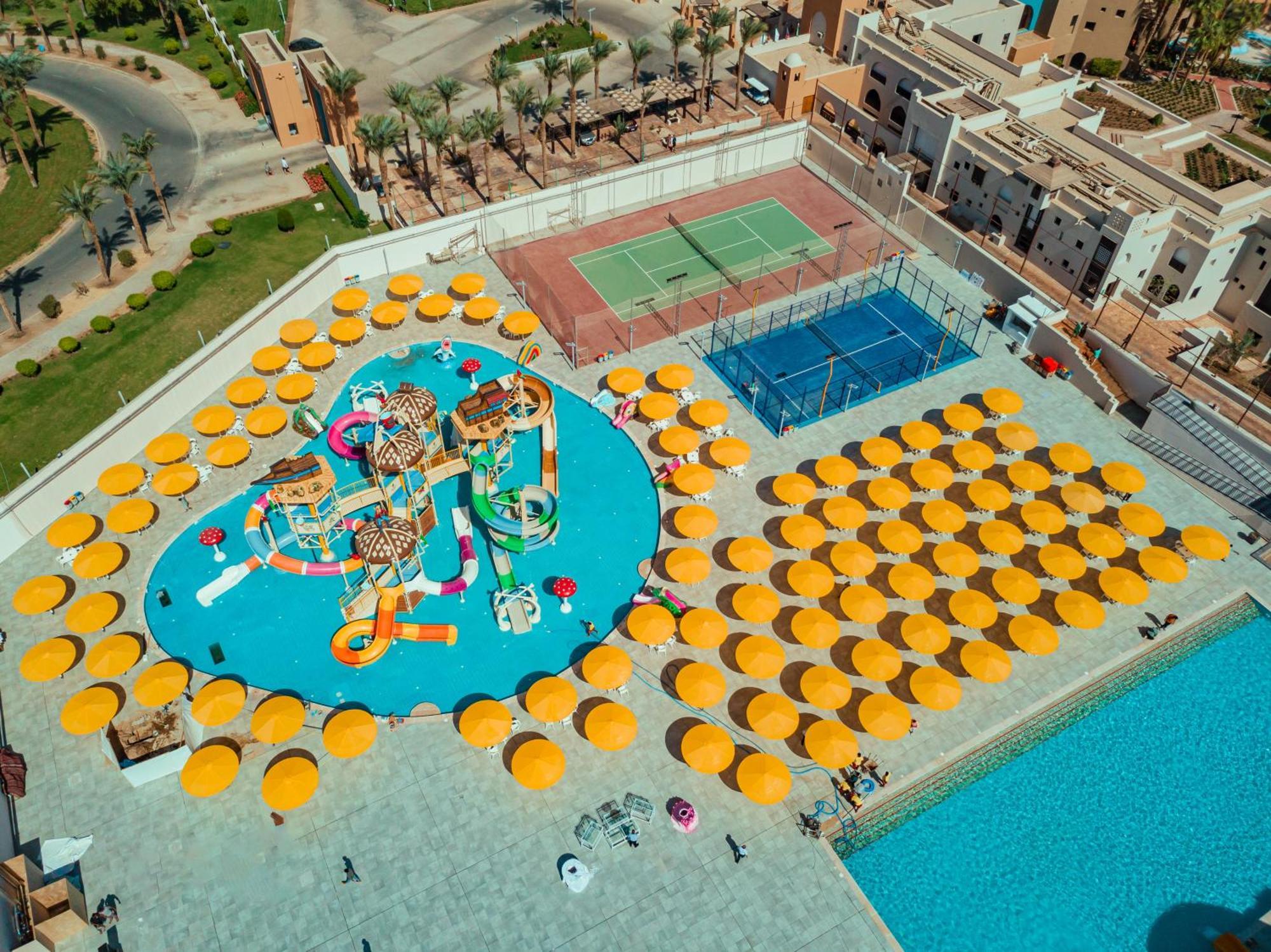 Pickalbatros Oasis Port Ghalib Hotel Buitenkant foto